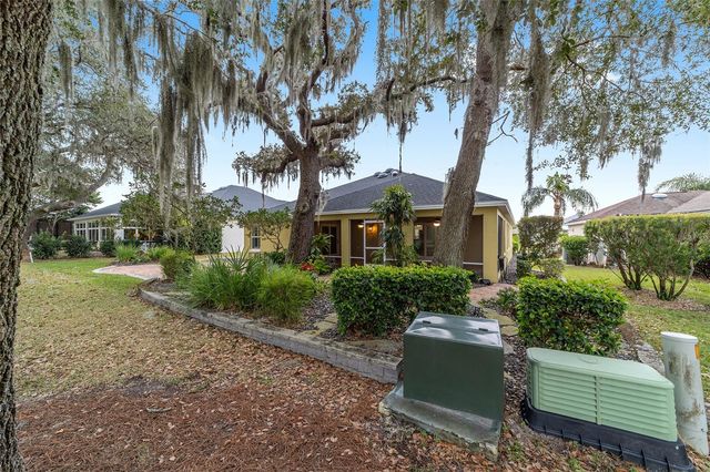 565 SOCIETY HILL CIRCLE, The Villages, FL 32162