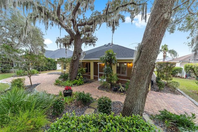 565 SOCIETY HILL CIRCLE, The Villages, FL 32162