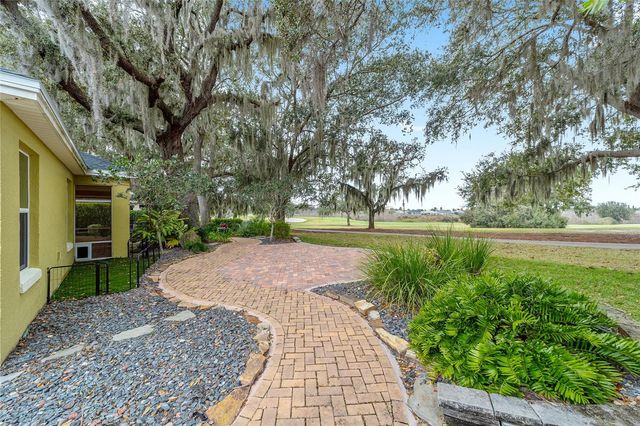 565 SOCIETY HILL CIRCLE, The Villages, FL 32162