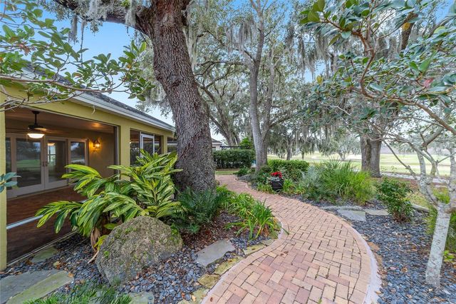 565 SOCIETY HILL CIRCLE, The Villages, FL 32162
