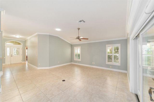 565 SOCIETY HILL CIRCLE, The Villages, FL 32162