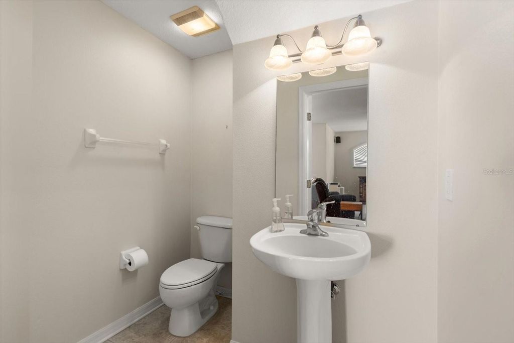 Image 15 of property listing at 1620 RACHEL COURT, Clearwater, FL 33756