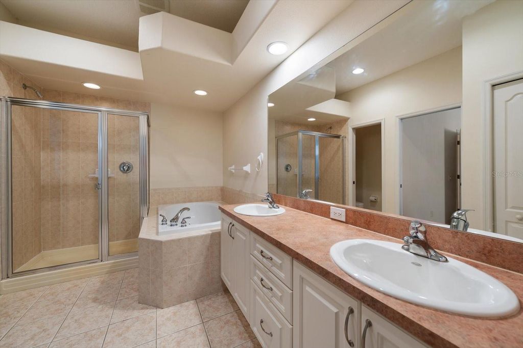 Image 27 of property listing at 1620 RACHEL COURT, Clearwater, FL 33756