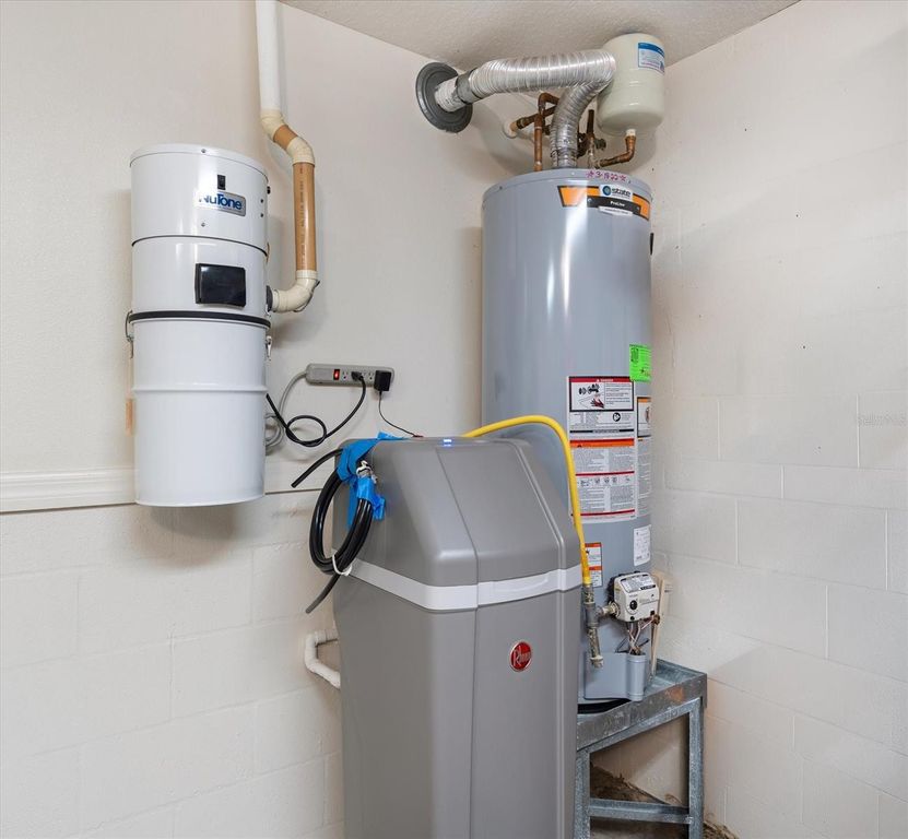 Image 33 of property listing at 1620 RACHEL COURT, Clearwater, FL 33756