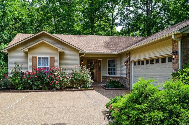 7 Talana Lane, Hot Springs Village, AR 71909