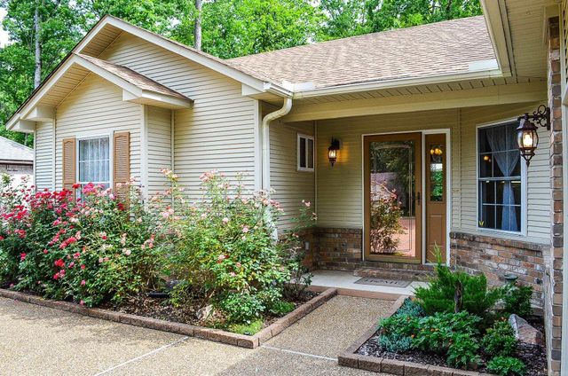 7 Talana Lane, Hot Springs Village, AR 71909