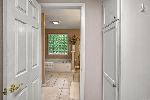 7 Talana Lane, Hot Springs Village, AR 71909