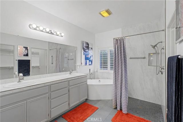 992 Mira Grande, Palm Springs, CA 92262