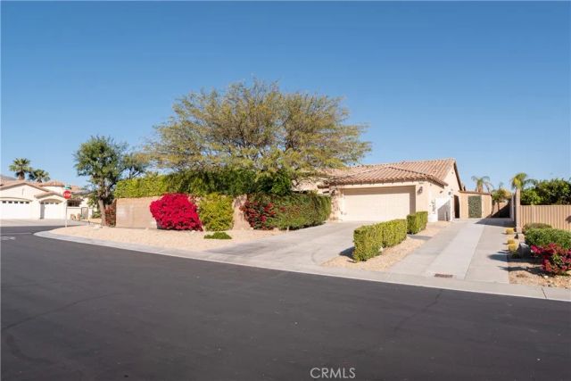 992 Mira Grande, Palm Springs, CA 92262