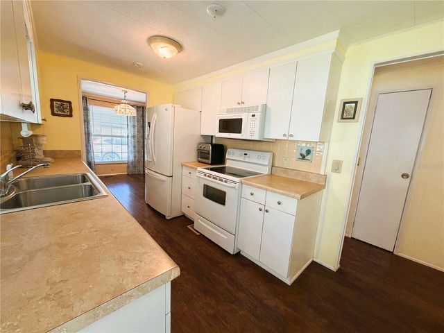 139 ASPEN CIRCLE, Leesburg, FL 34748