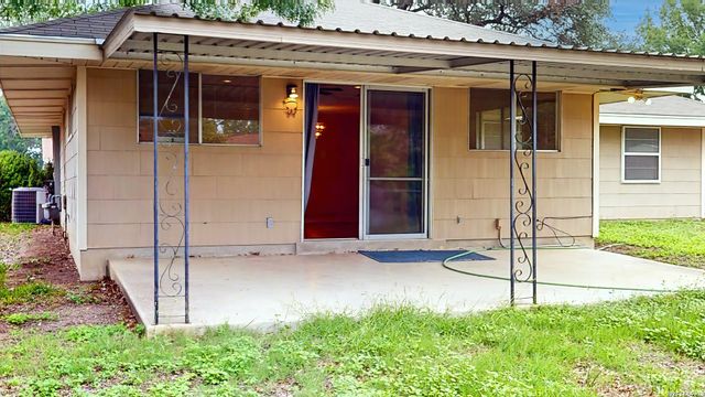5058 GALAHAD DR, San Antonio, TX 78218