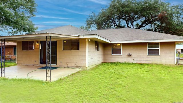 5058 GALAHAD DR, San Antonio, TX 78218