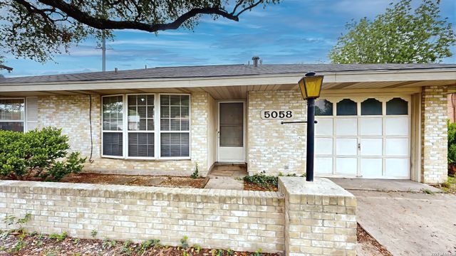 5058 GALAHAD DR, San Antonio, TX 78218