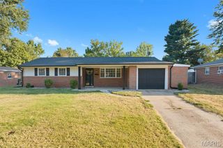 20 Exeter Lane, Belleville, IL 62226