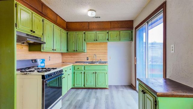 1104 SW 56th Street, Oklahoma City, OK 73109