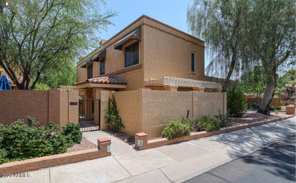 10415 N 11TH Street 1, Phoenix, AZ 85020