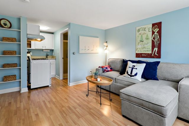 558 Craigville Beach Road 7, Barnstable, MA 02632