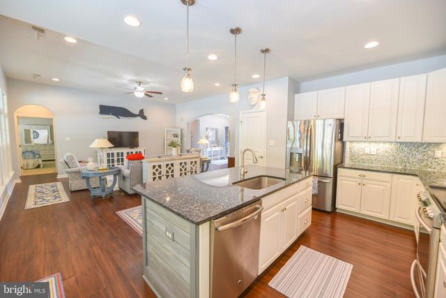33112 OGRE DR, Ocean View, DE 19970