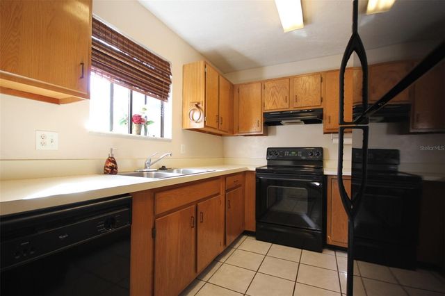2300 SW 43RD STREET G-2, Gainesville, FL 32607