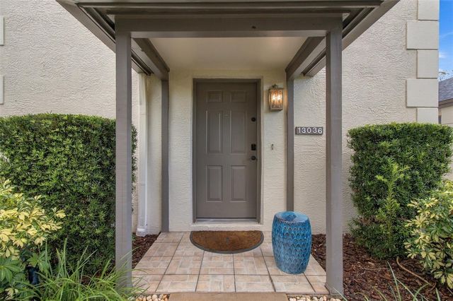 13036 VILLAGE CHASE CIRCLE 13036, Tampa, FL 33618