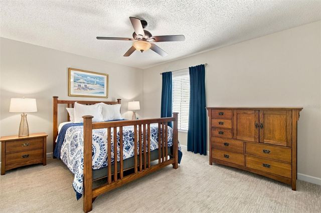13036 VILLAGE CHASE CIRCLE 13036, Tampa, FL 33618