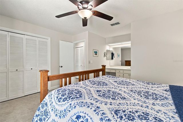 13036 VILLAGE CHASE CIRCLE 13036, Tampa, FL 33618