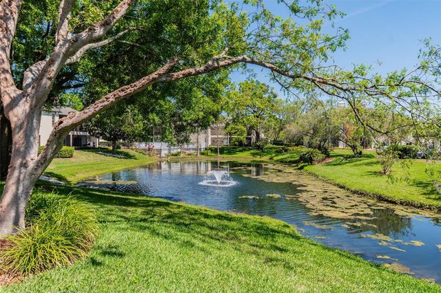 13036 VILLAGE CHASE CIRCLE 13036, Tampa, FL 33618