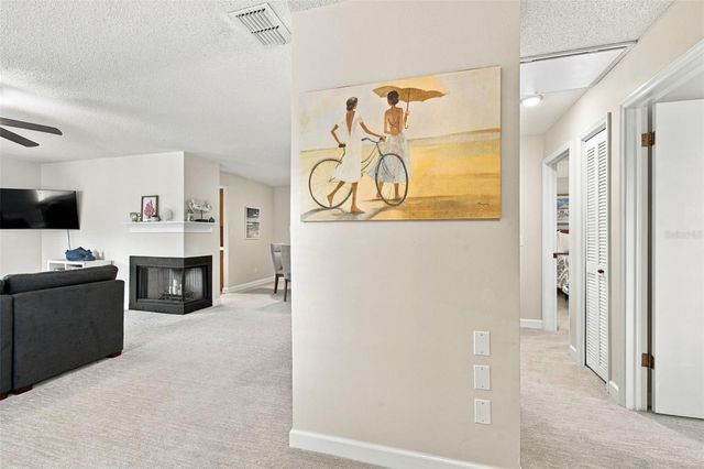 13036 VILLAGE CHASE CIRCLE 13036, Tampa, FL 33618