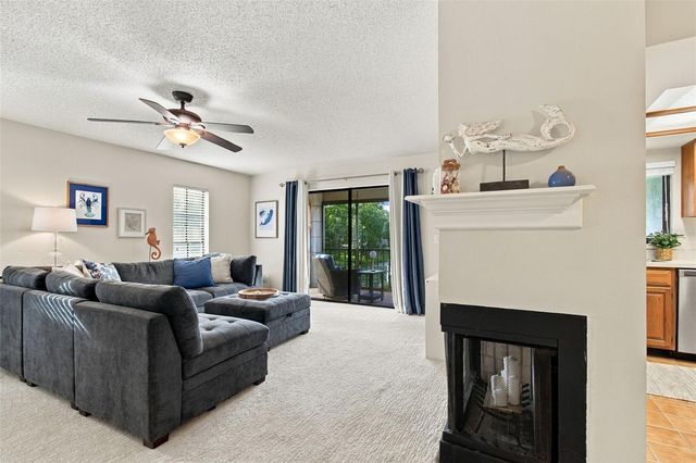 13036 VILLAGE CHASE CIRCLE 13036, Tampa, FL 33618