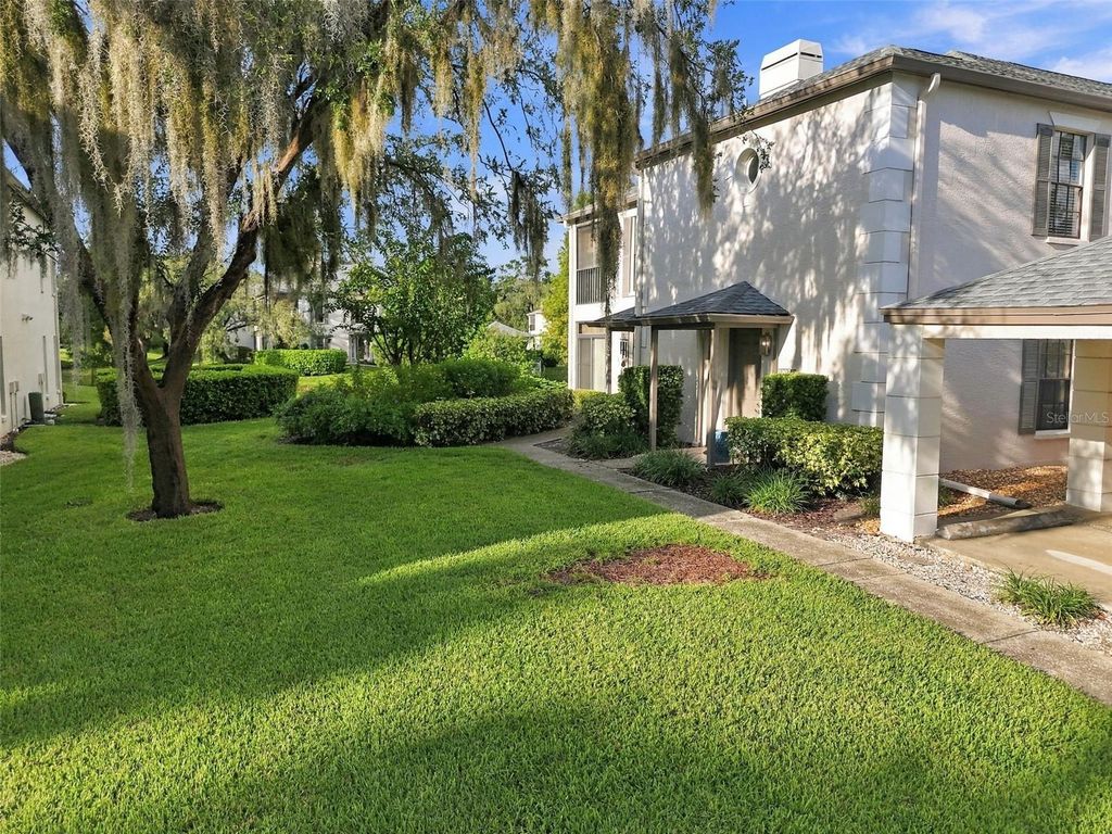 13036 VILLAGE CHASE CIRCLE 13036, Tampa, FL 33618