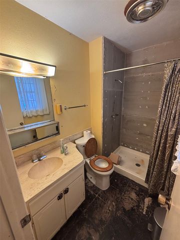 1002 Shenandoah Drive, Arlington, TX 76014