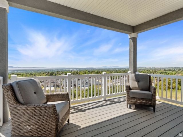 1447 N SHADOW WOOD DR, Kaysville, UT 84037