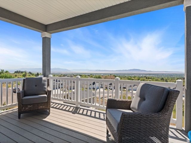 1447 N SHADOW WOOD DR, Kaysville, UT 84037