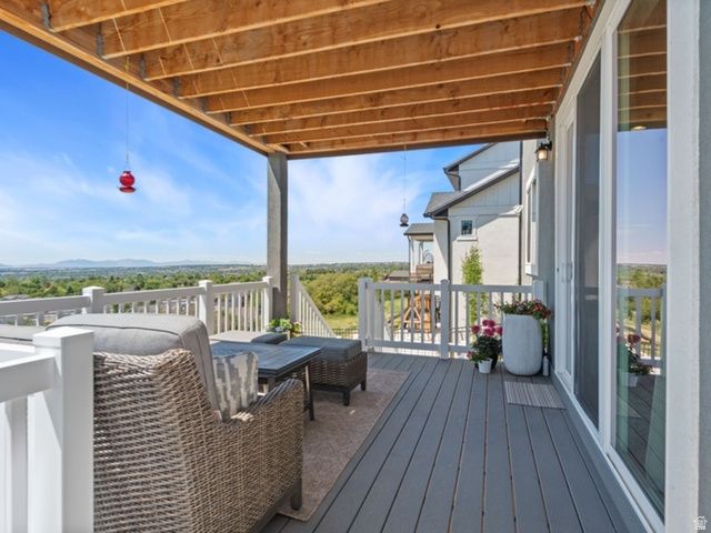 1447 N SHADOW WOOD DR, Kaysville, UT 84037