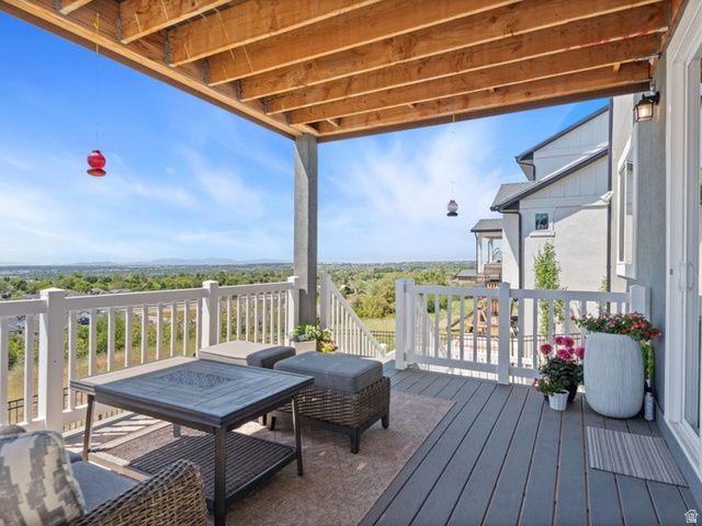 1447 N SHADOW WOOD DR, Kaysville, UT 84037