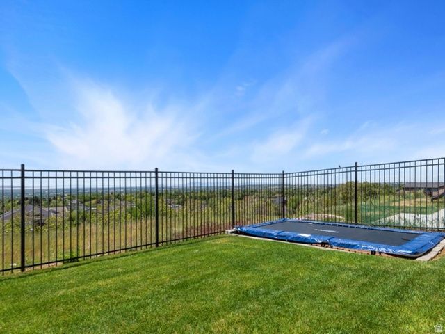1447 N SHADOW WOOD DR, Kaysville, UT 84037
