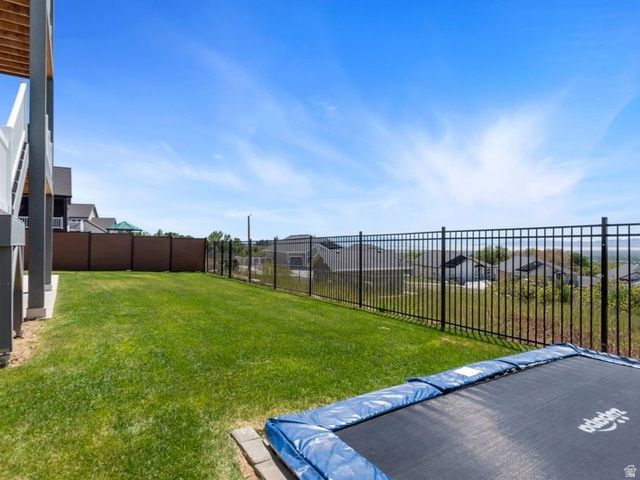 1447 N SHADOW WOOD DR, Kaysville, UT 84037