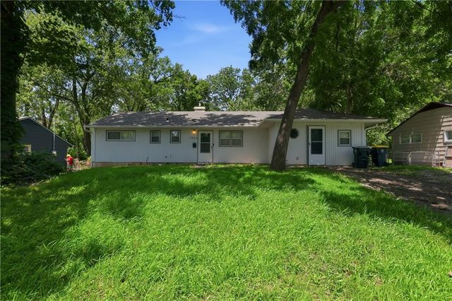 7802 E 112 Street, Kansas City, MO 64134