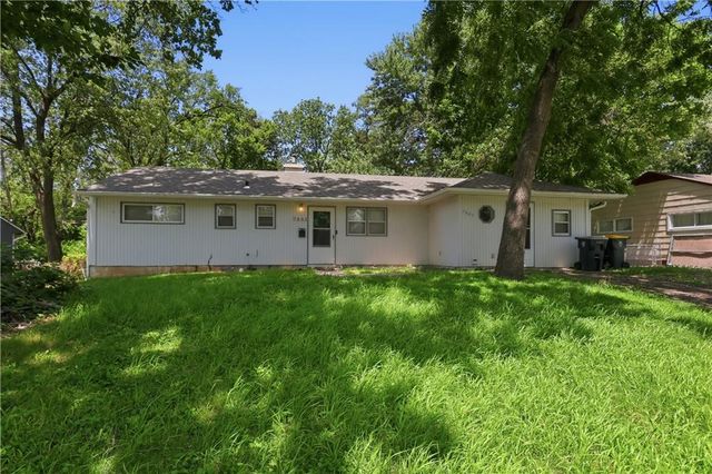 7802 E 112 Street, Kansas City, MO 64134