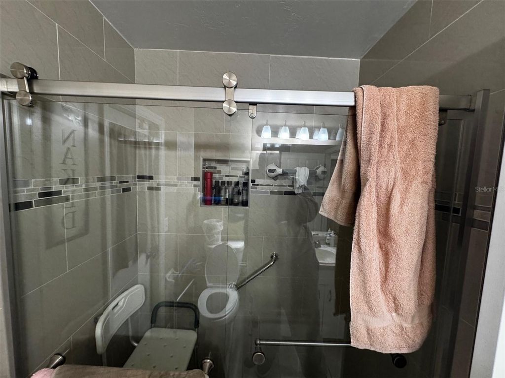 Image 14 of property listing at 2020 SAVONA PARKWAY W, Cape Coral, FL 33914