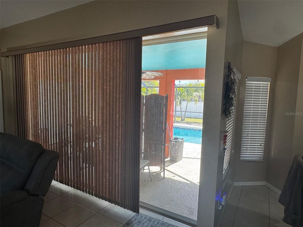 Image 7 of property listing at 2020 SAVONA PARKWAY W, Cape Coral, FL 33914