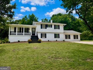 1535 Lake Jodeco Road, Jonesboro, GA 30236