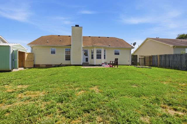 2423 McCalls Way, Clarksville, TN 37042