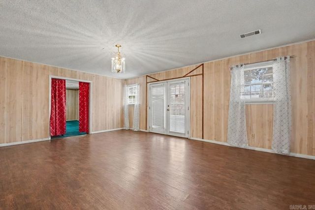 1623 Dixie, Benton, AR 72015