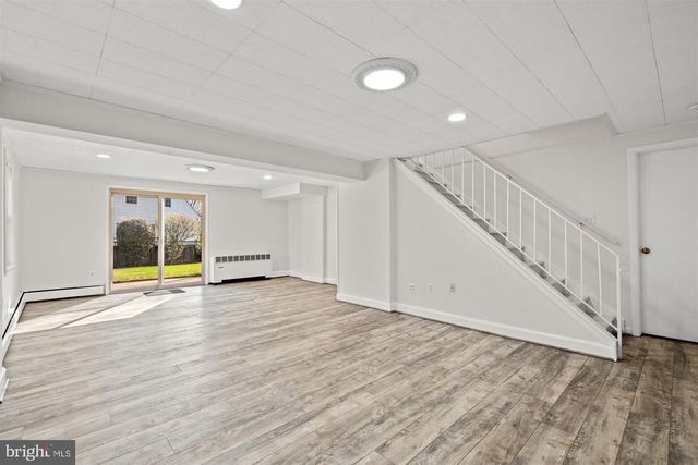 6200 ROCKHURST RD, Bethesda, MD 20817