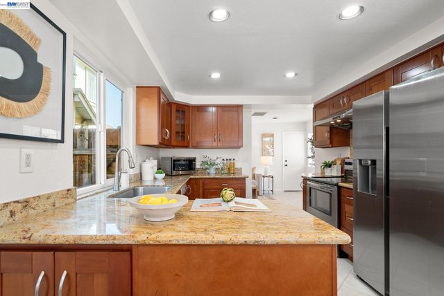 34575 Melissa Ter, Fremont, CA 94555