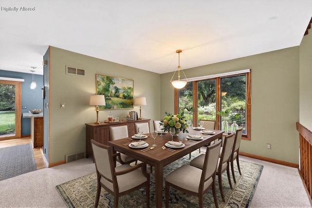 6028 Quaker Hill ROAD, Racine, WI 53406