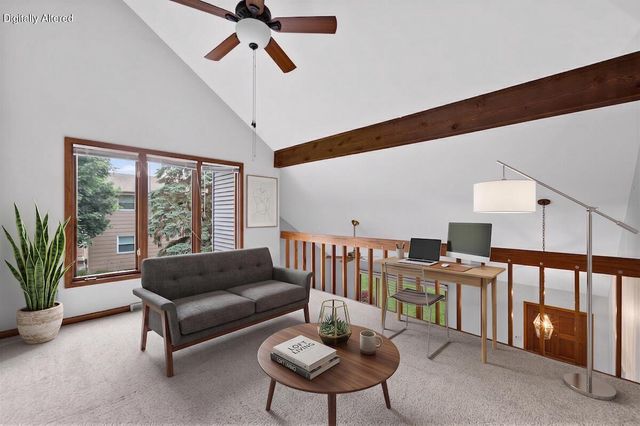 6028 Quaker Hill ROAD, Racine, WI 53406