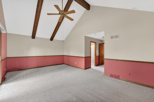6028 Quaker Hill ROAD, Racine, WI 53406