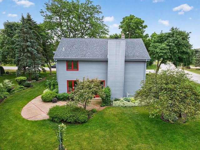 6028 Quaker Hill ROAD, Racine, WI 53406